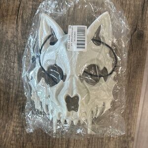 Source Unknown White Wolf Skull Mask